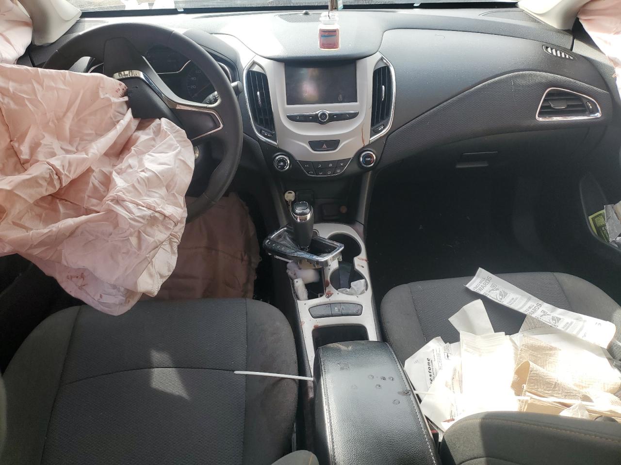 Chevrolet Cruze Ls Image 13