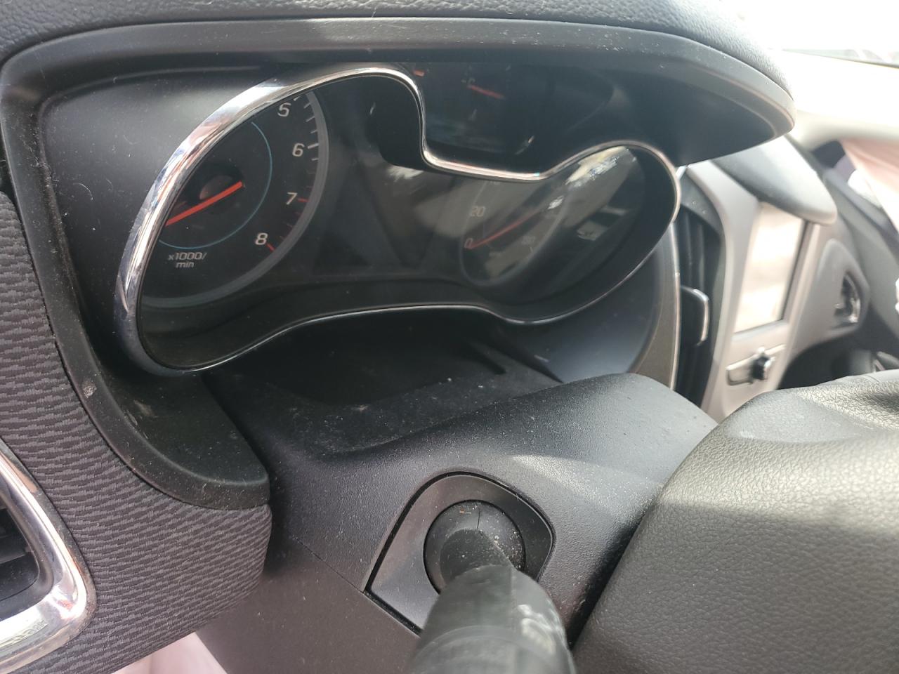 Chevrolet Cruze Ls Image 6