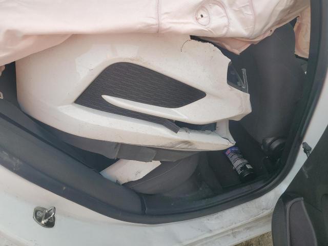 Chevrolet Cruze Ls Image 9