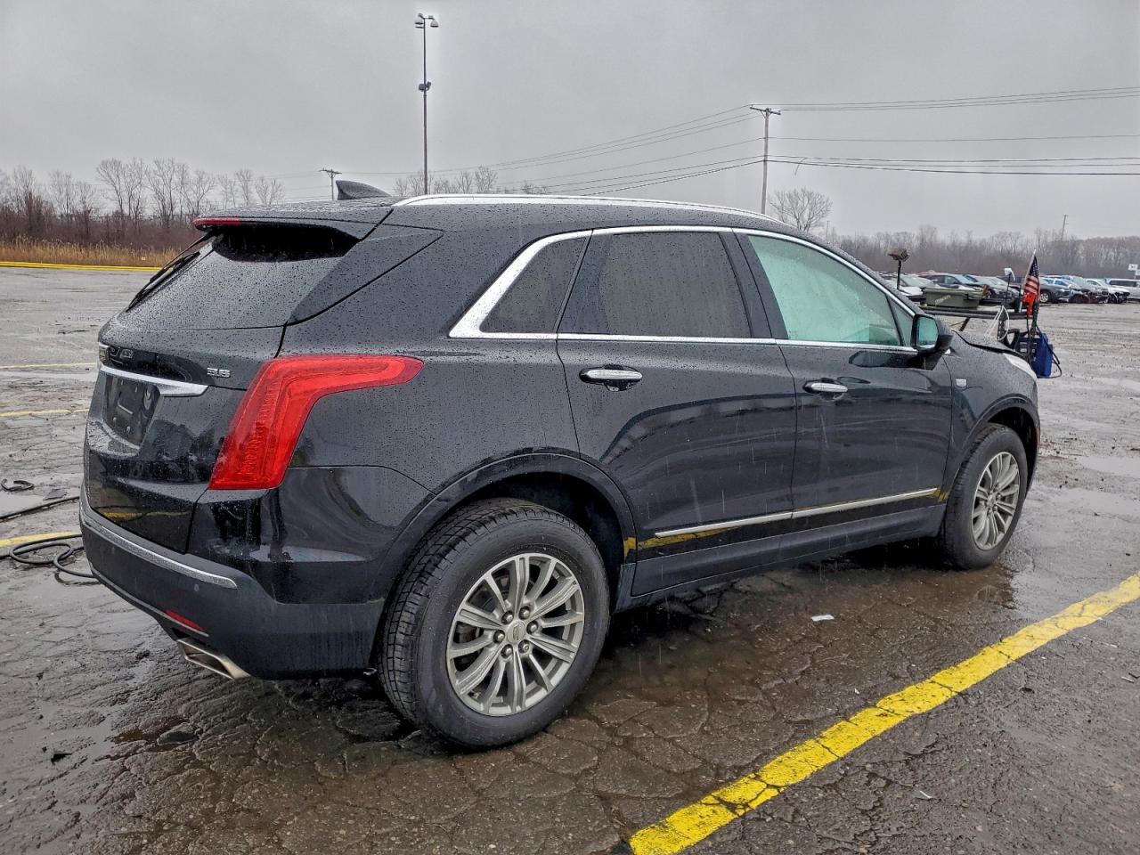 Cadillac XT5 Luxury Image 3
