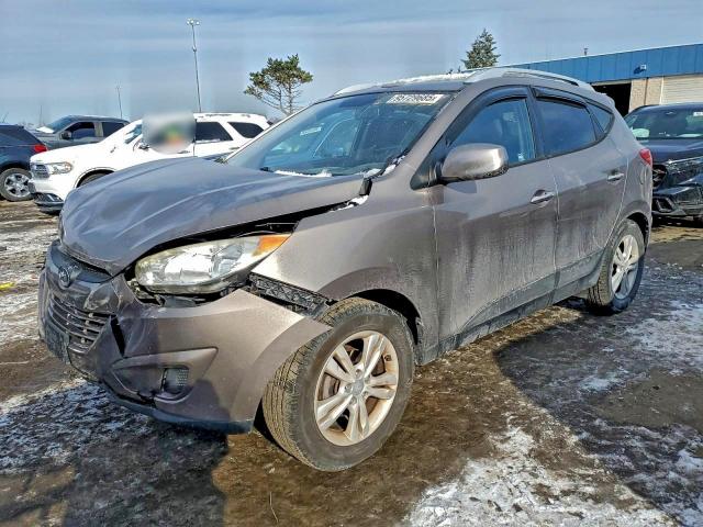  Salvage Hyundai TUCSON