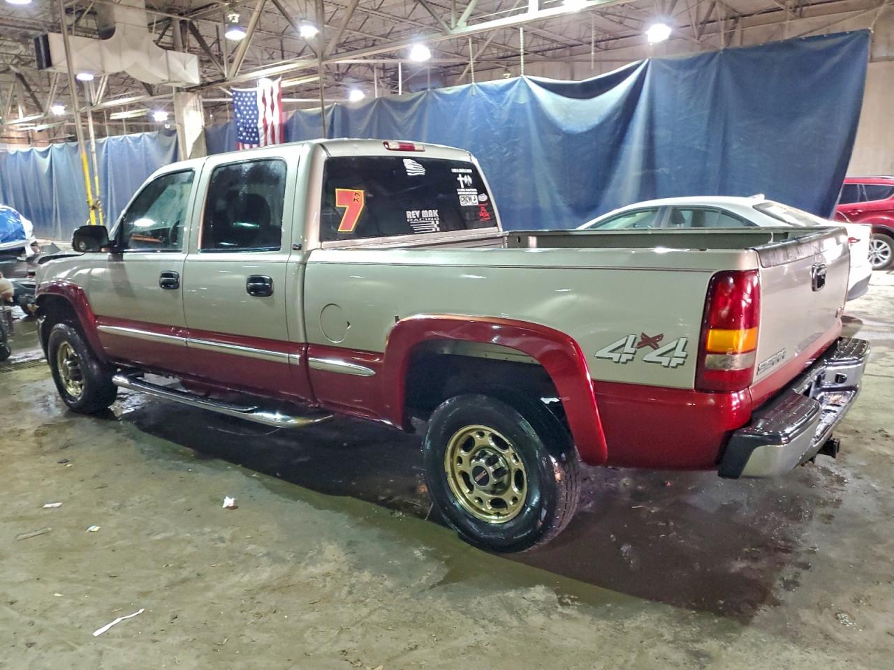 GMC Sierra K1500 Heavy Duty Image 2