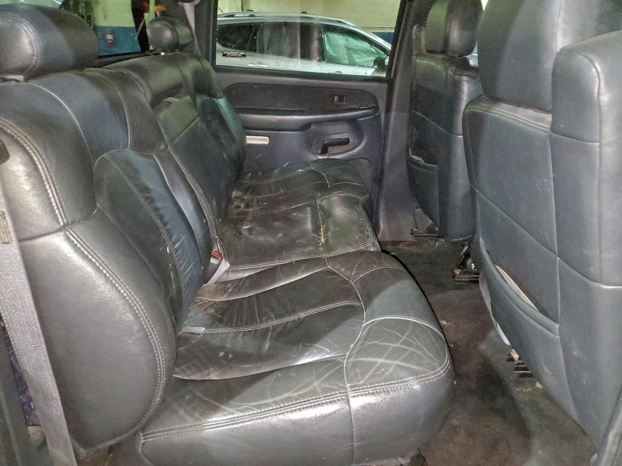 GMC Sierra K1500 Heavy Duty Image 8