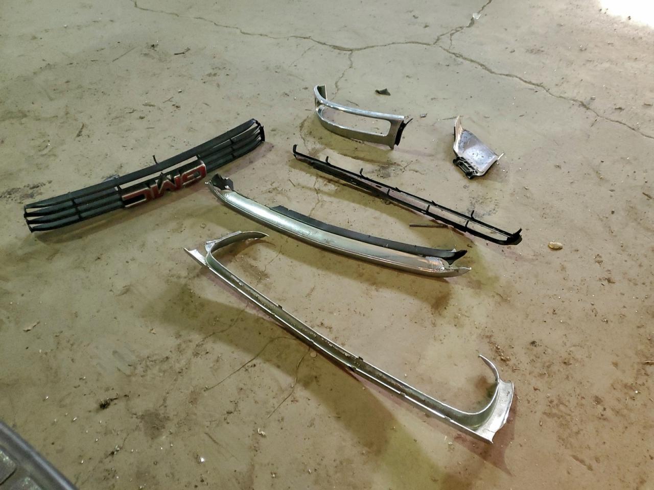 GMC Sierra K1500 Heavy Duty Image 9