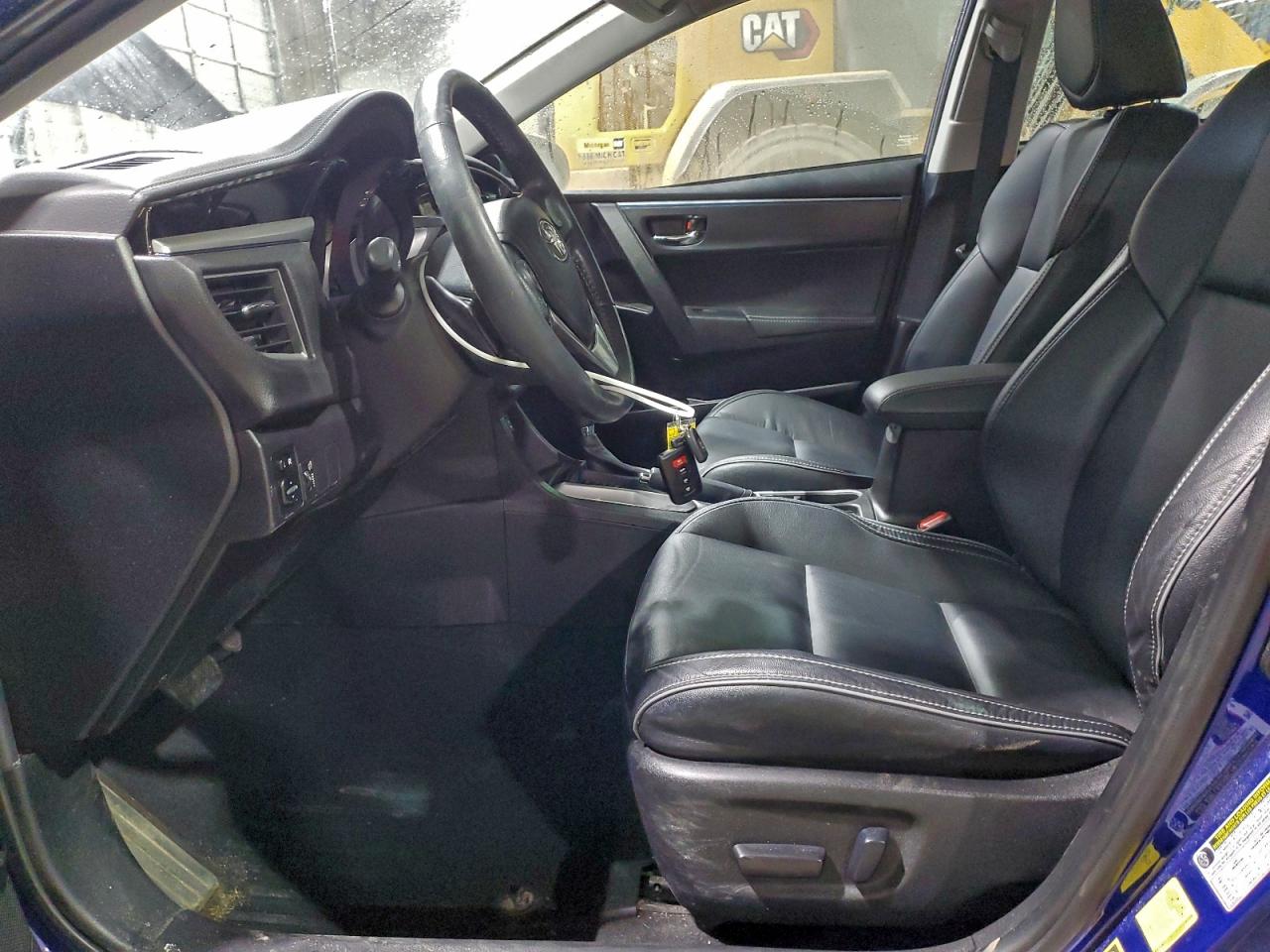 Toyota Corolla L Image 10