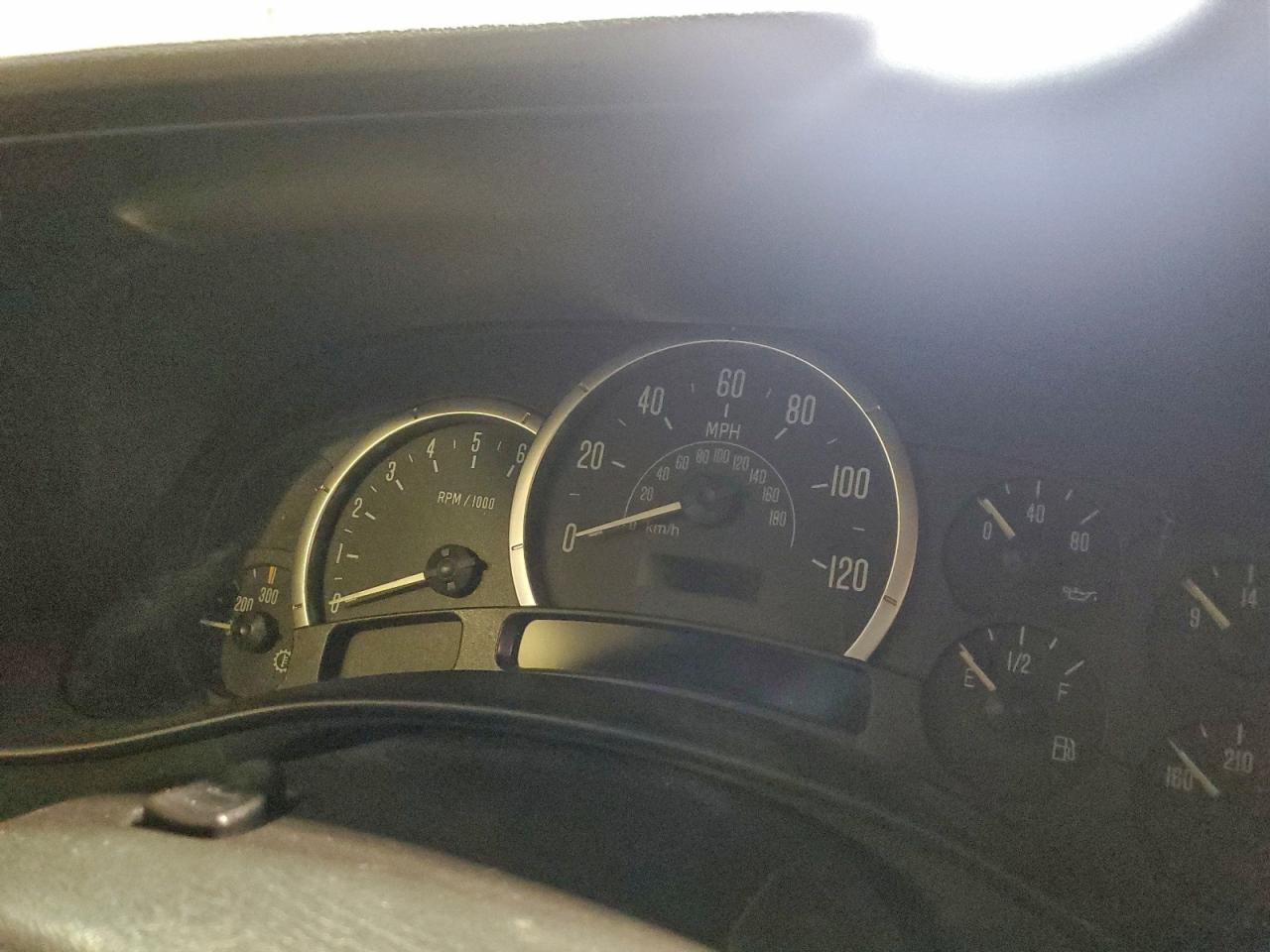 Chevrolet Silverado C1500 Image 6