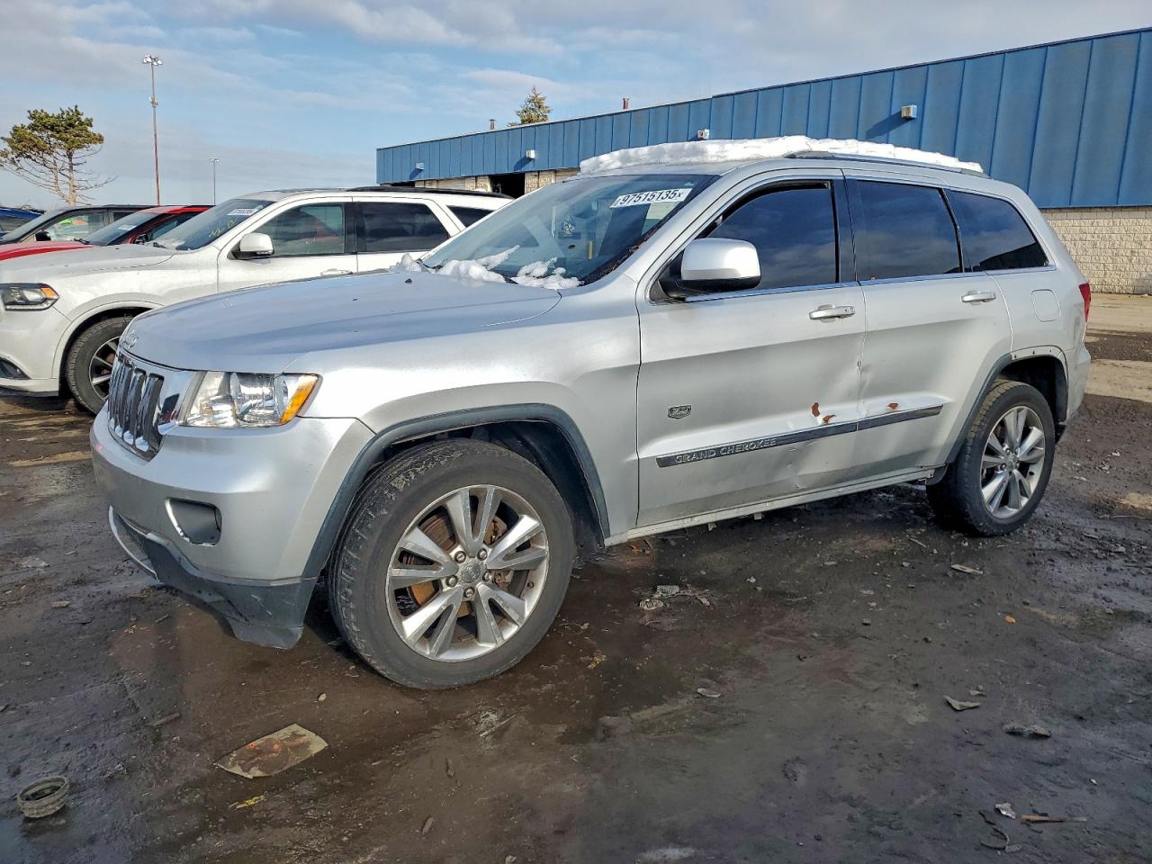 Jeep Grand Cherokee Laredo Image 1