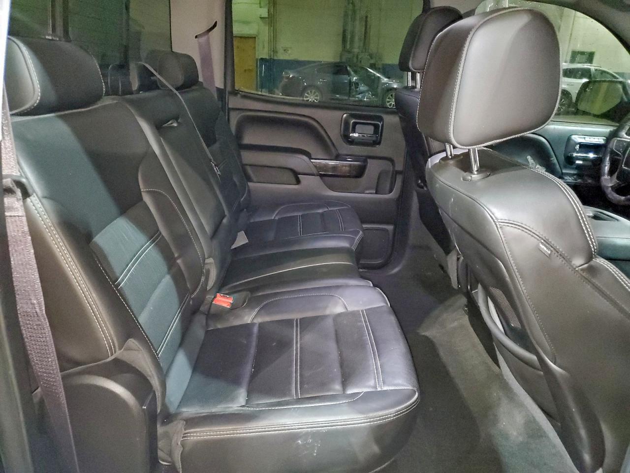 GMC Sierra K1500 Denali Image 10