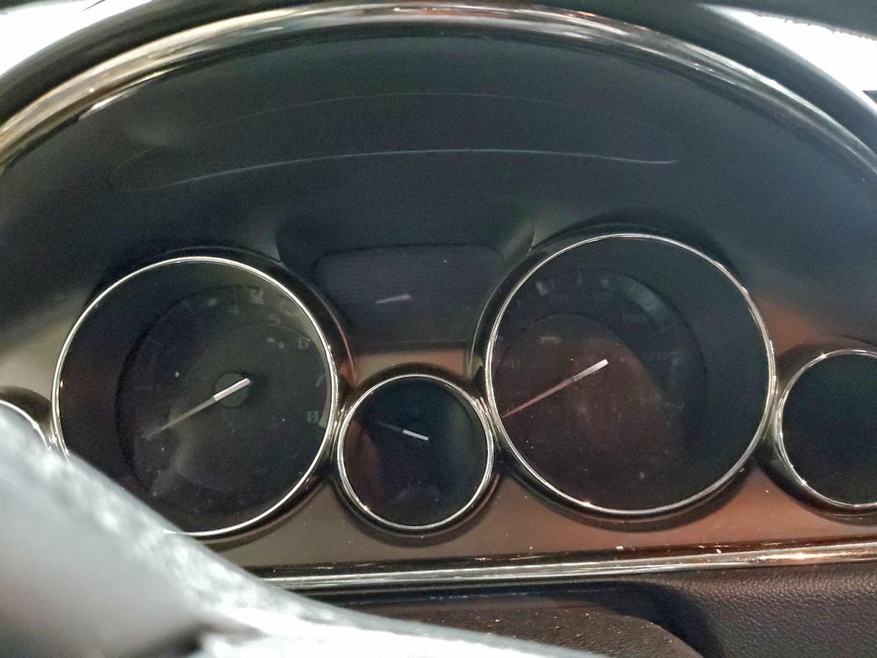 Buick Enclave Image 4