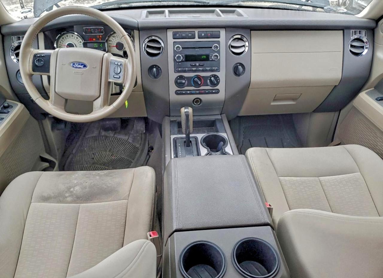Ford Expedition Xlt Image 8