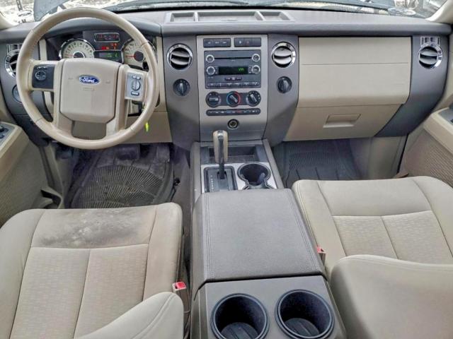 Ford Expedition Xlt Image 8