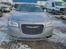 Chrysler 300 Limited Image 2