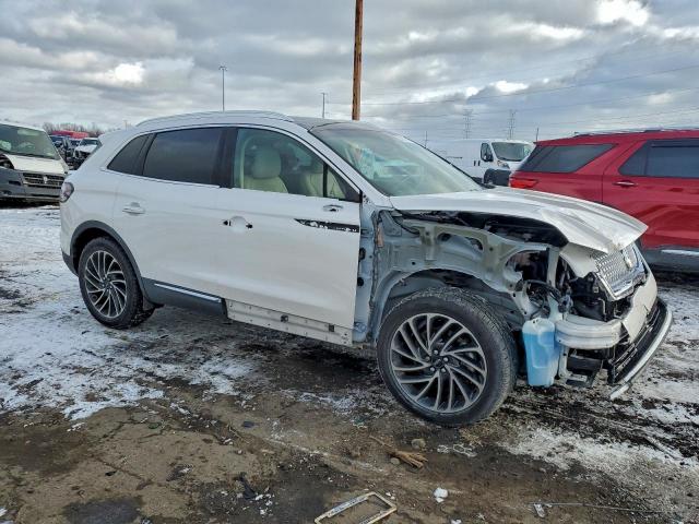 Lincoln Nautilus Reserve Image 3