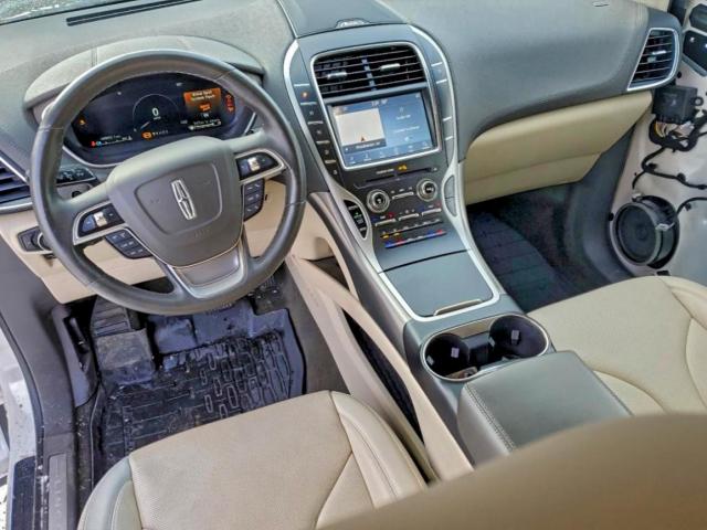 Lincoln Nautilus Reserve Image 4