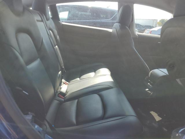 Tesla Model 3 Image 7