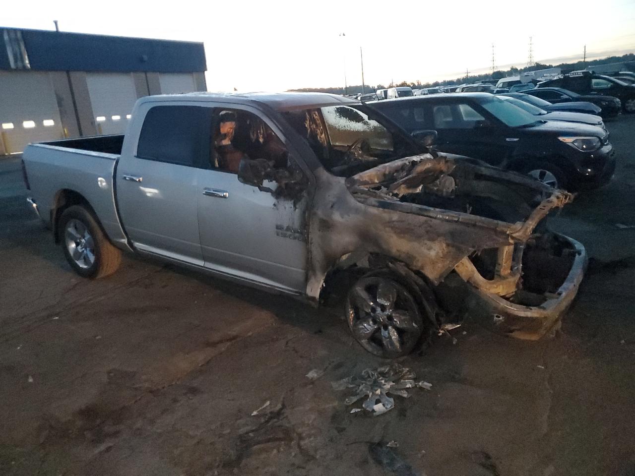 Ram 1500 Slt Image 10