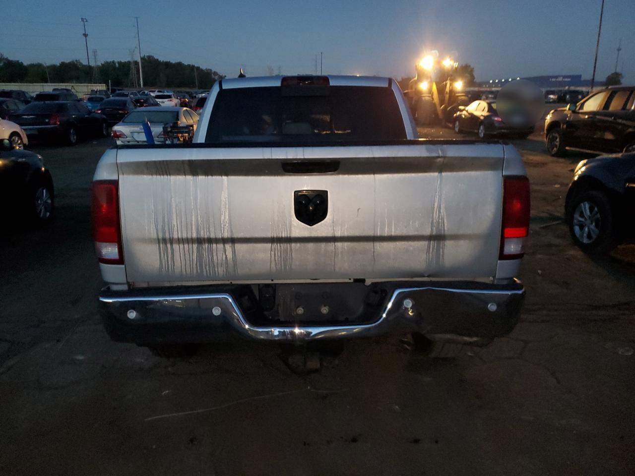 Ram 1500 Slt Image 3