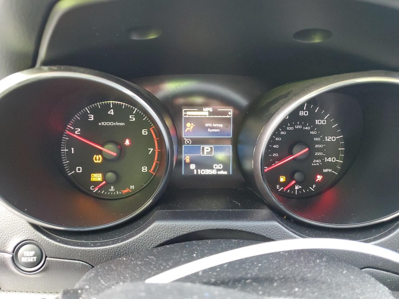 Subaru Outback 2.5i Image 5