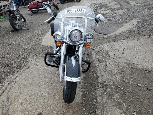 Harley-Davidson Flhcs Image 8