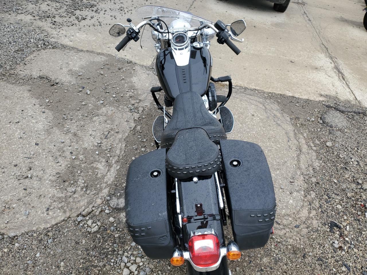 Harley-Davidson Flhcs Image 6