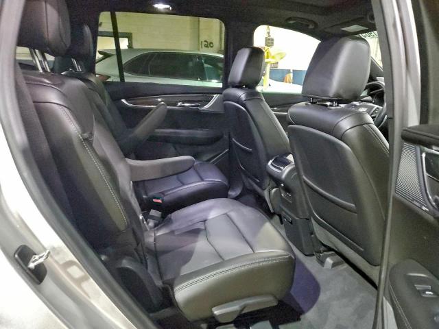 Cadillac XT6 Sport Image 2