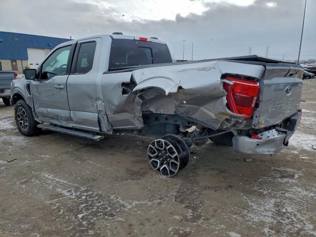 Ford F-150 Super Cab Image 6