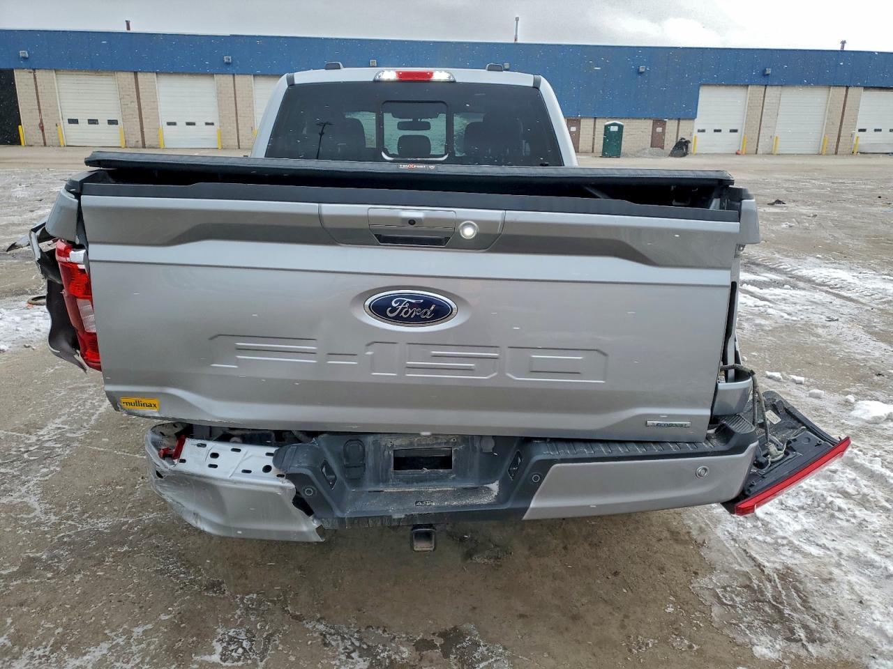 Ford F-150 Super Cab Image 3