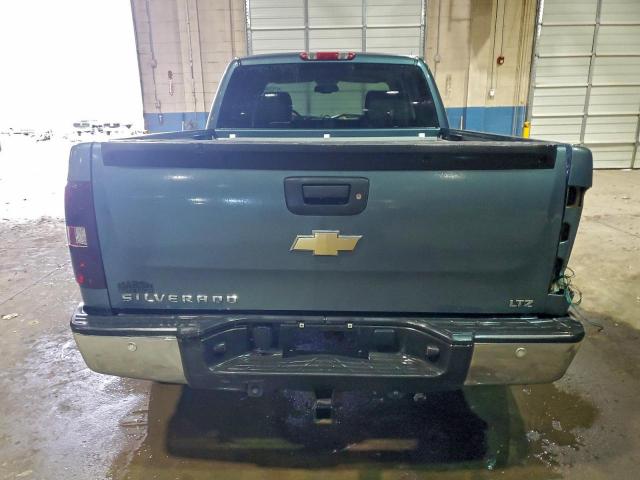 Chevrolet Silverado K1500 Image 11