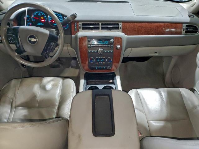 Chevrolet Silverado K1500 Image 10