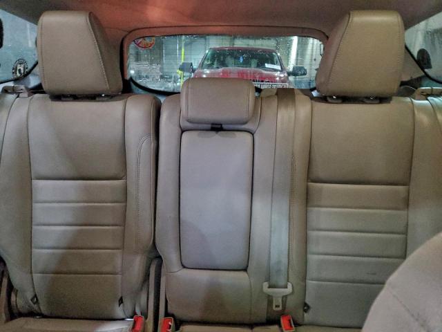 Ford Escape Titanium Image 2