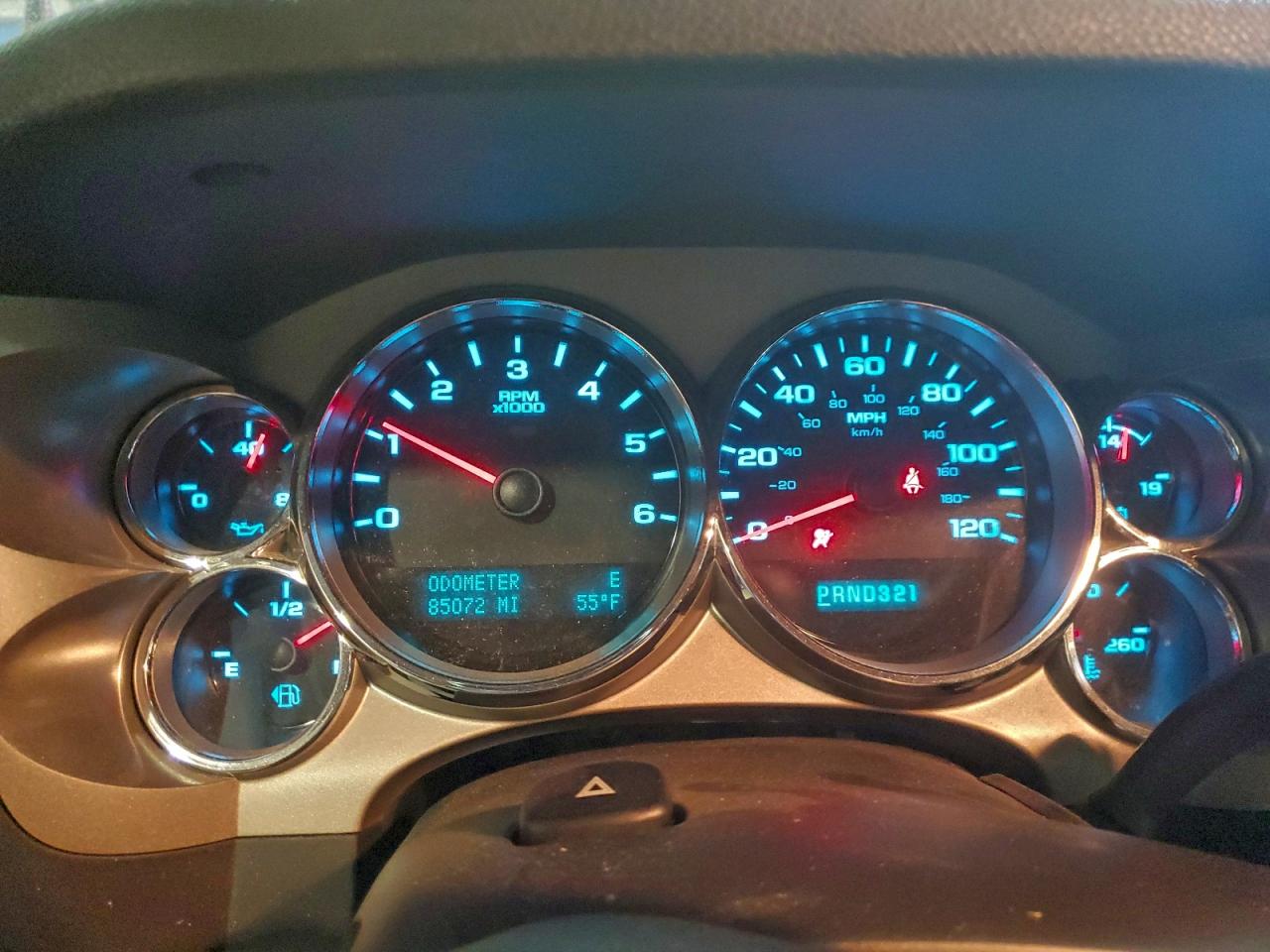 Chevrolet Silverado C1500 Lt Image 10