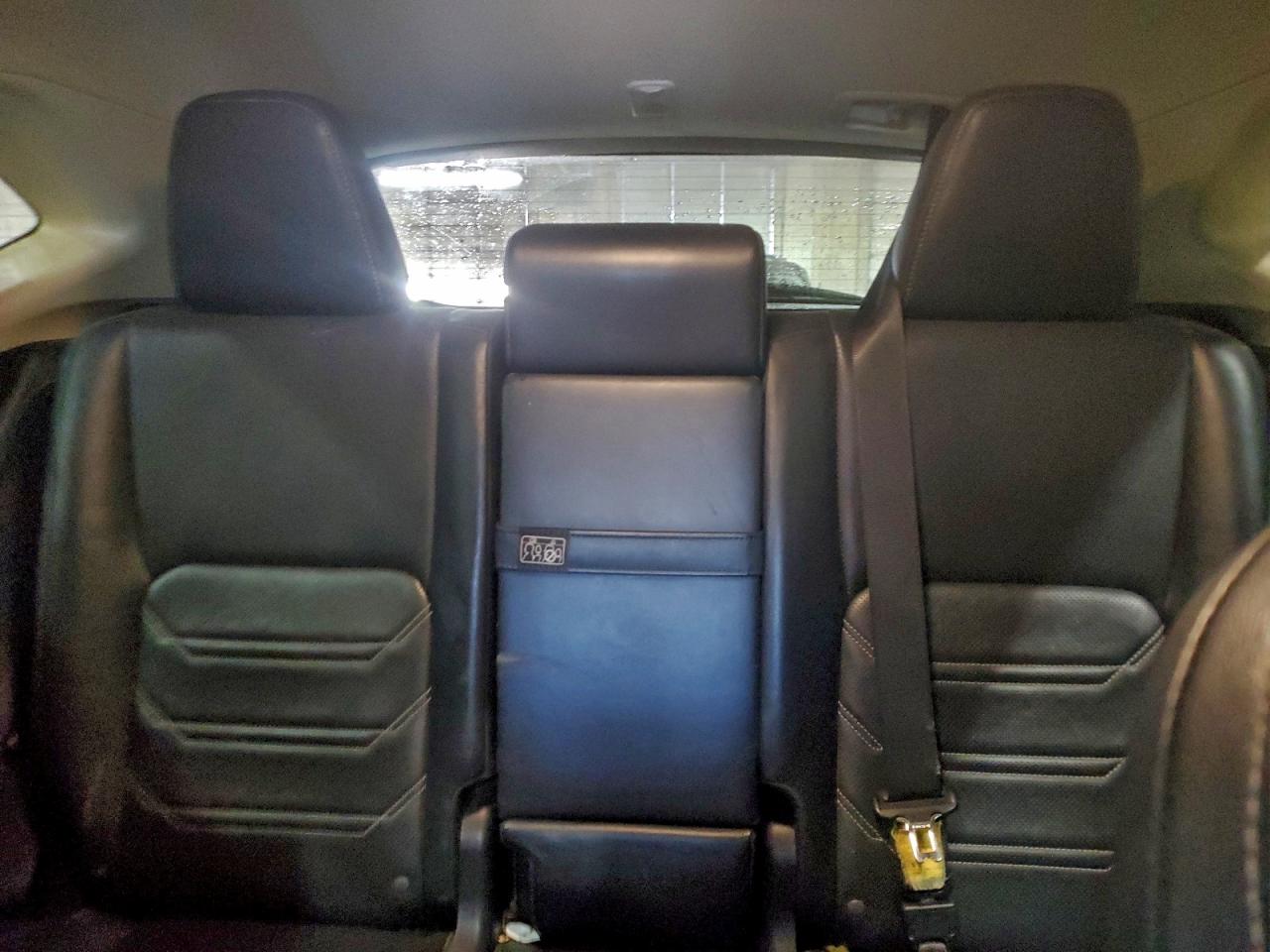 Lexus NX 300h Image 9