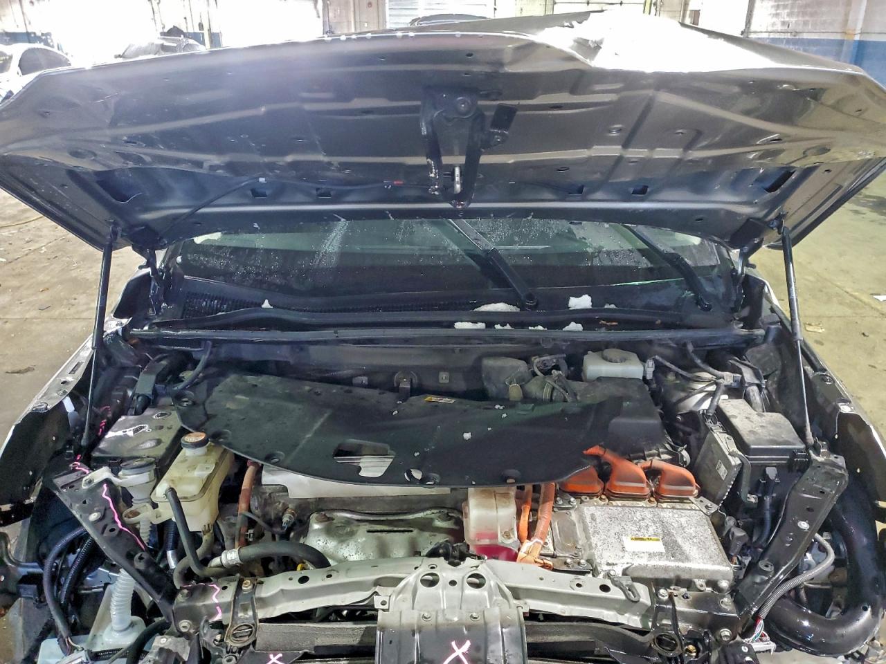 Lexus NX 300h Image 14