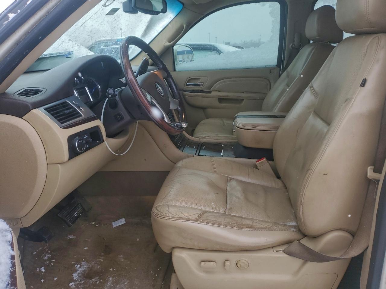 Cadillac Escalade Esv Luxury Image 7