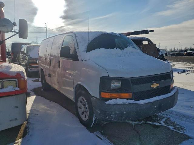 Chevrolet Express Image 3
