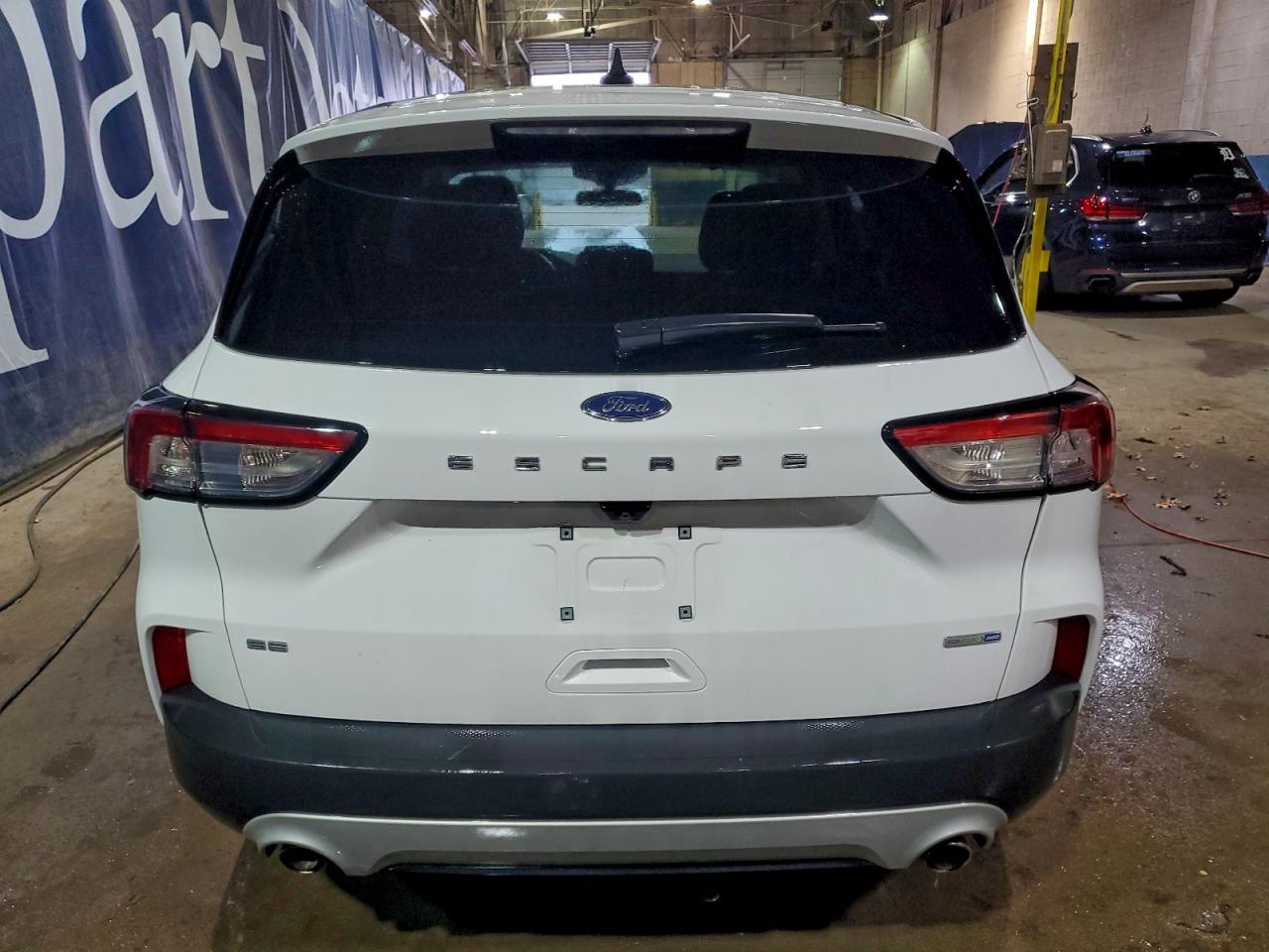 Ford Escape Se Image 6