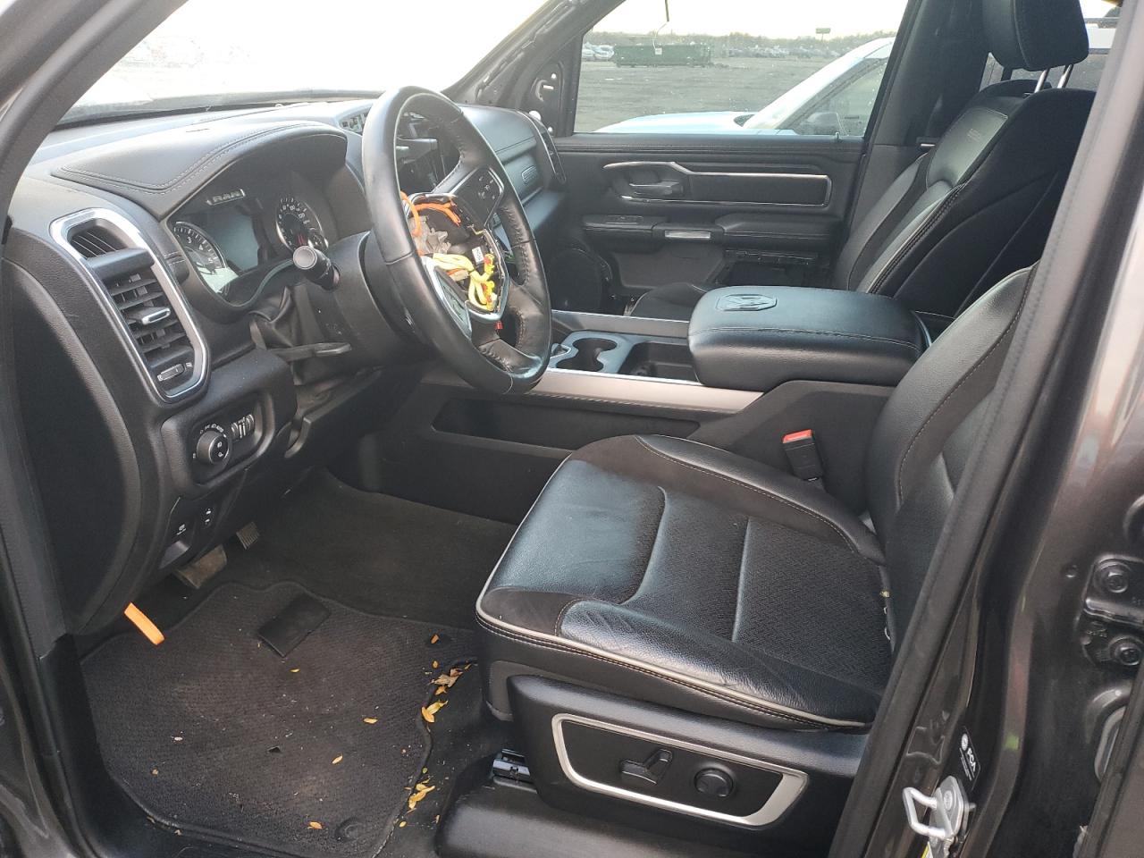 Dodge 1500 Laramie Image 3