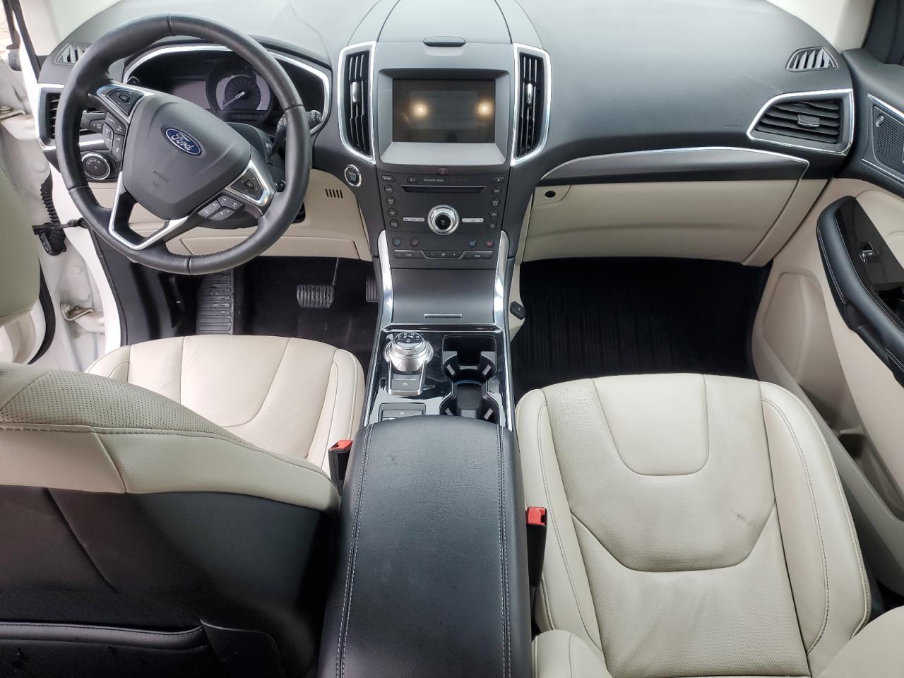 Ford Edge Titanium Image 8