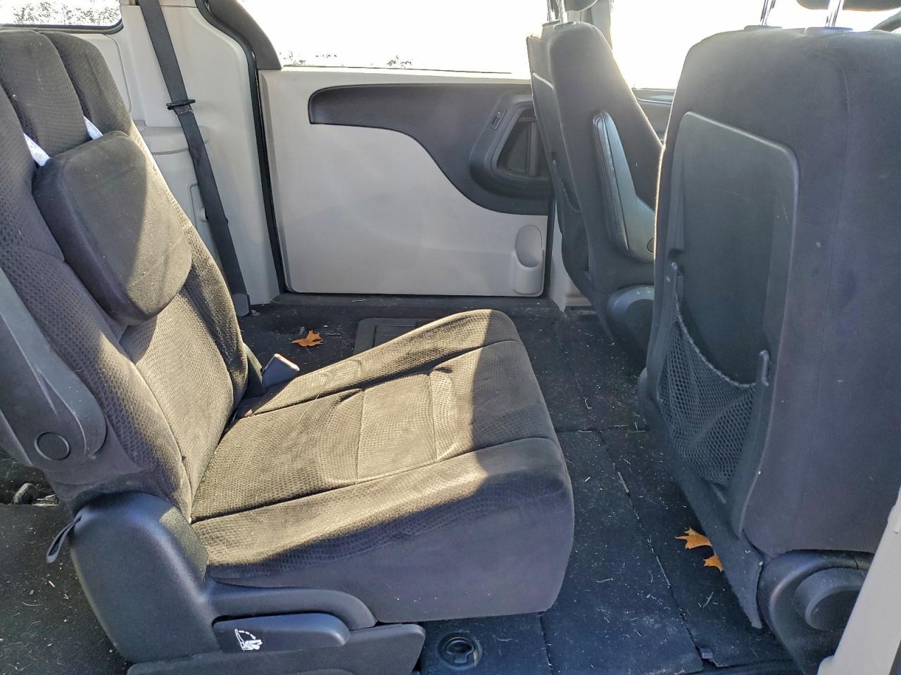 Dodge Caravan Sxt Image 10