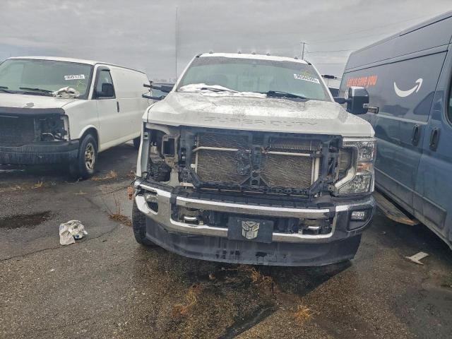 Ford F-350 Super Duty Image 5