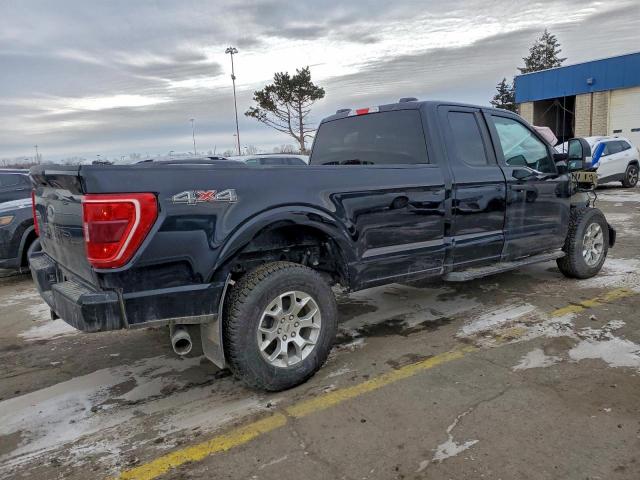 Ford F-150 Super Cab Image 6