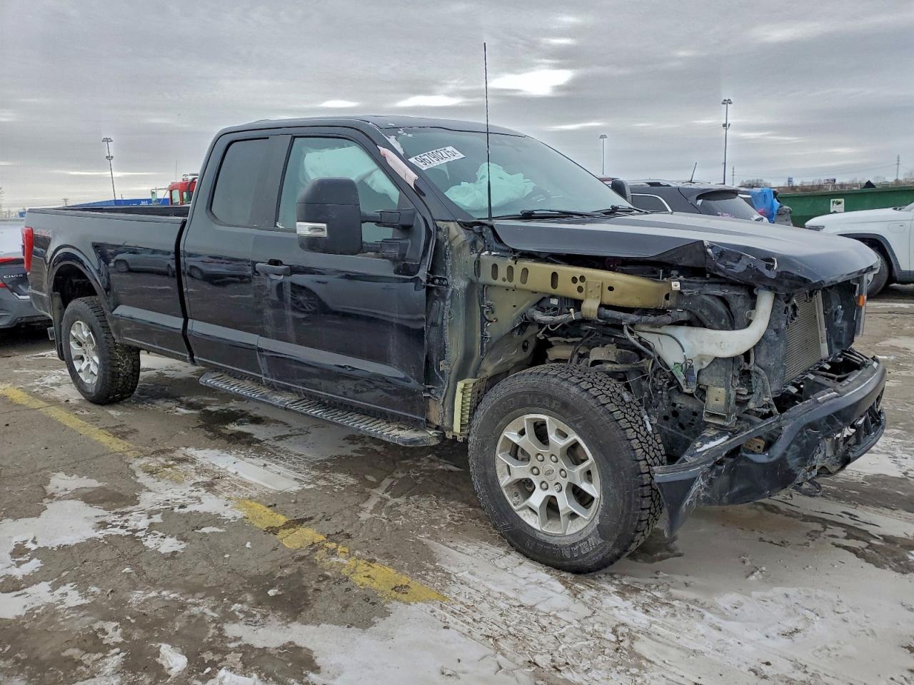 Ford F-150 Super Cab Image 2