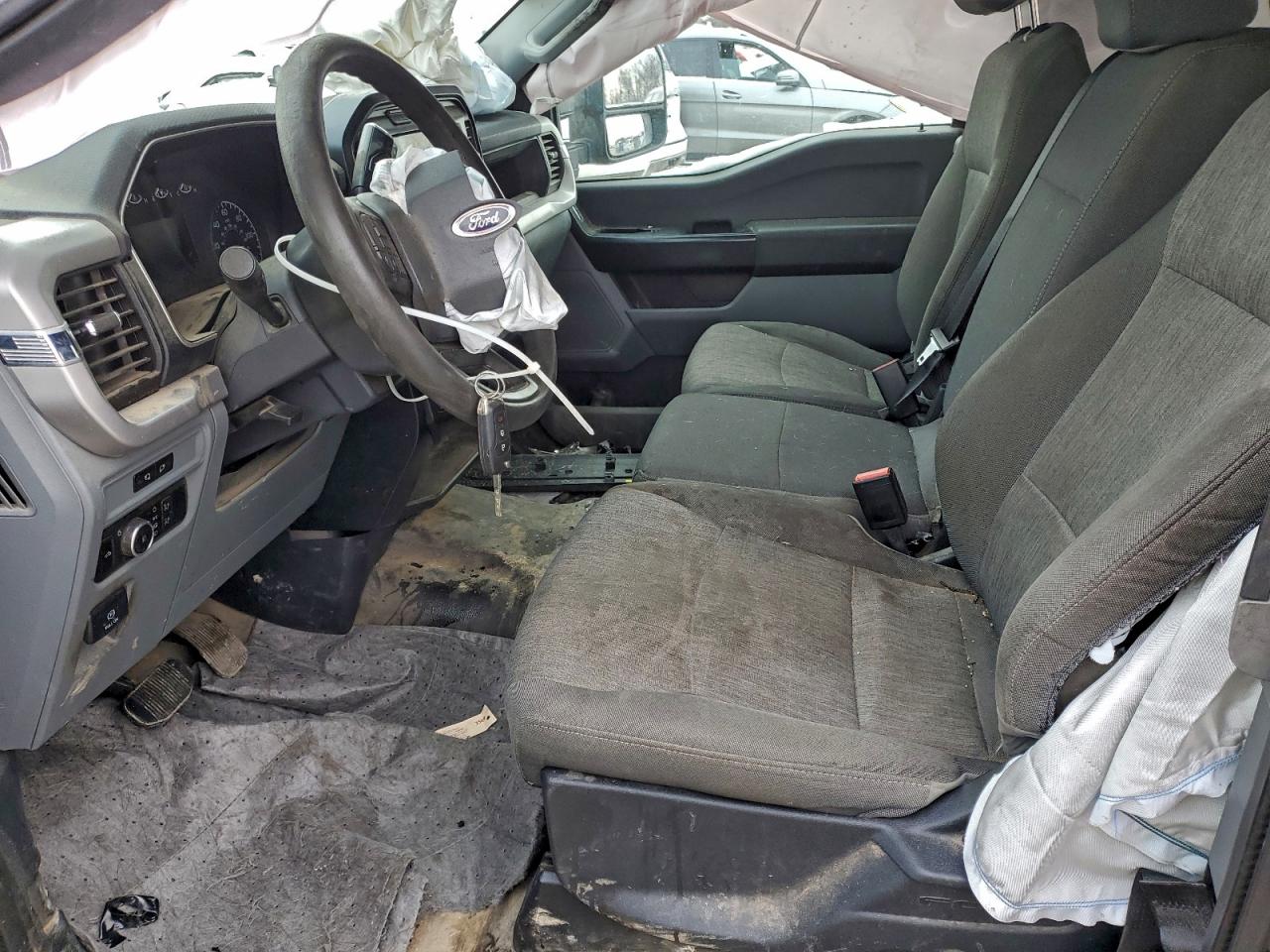 Ford F-150 Super Cab Image 4