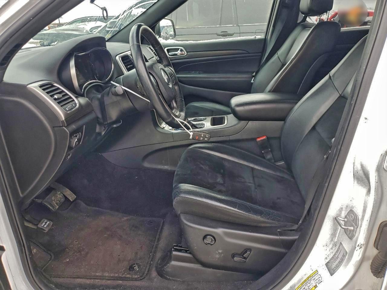 Jeep Grand Cherokee Laredo Image 13