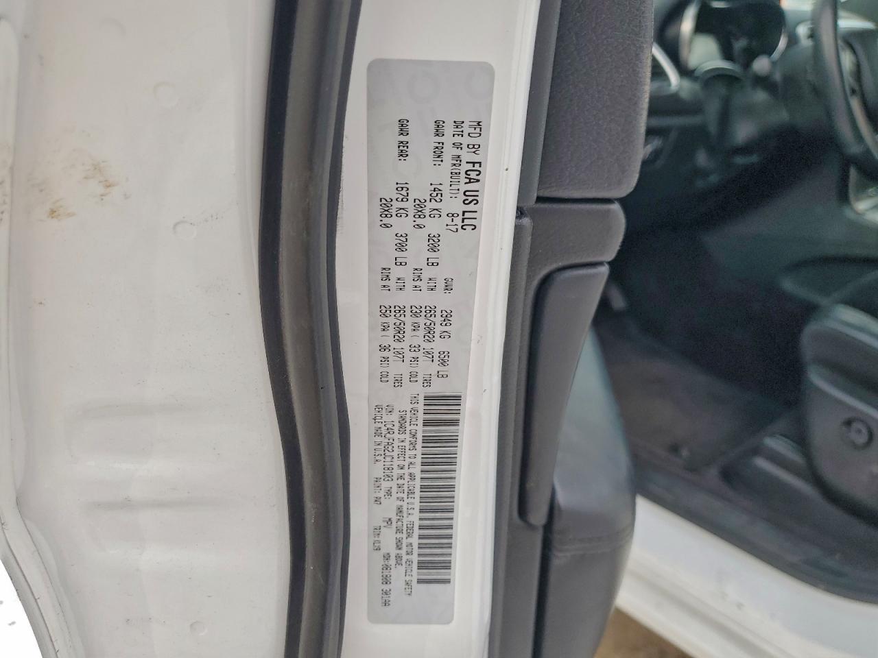 Jeep Grand Cherokee Laredo Image 8