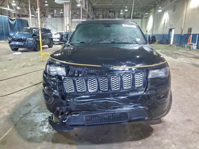 Jeep Grand Cherokee Laredo Image 3