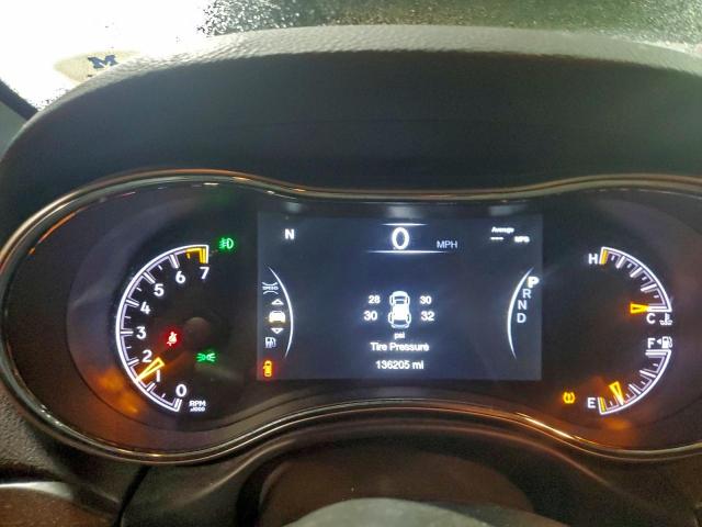 Jeep Grand Cherokee Laredo Image 9