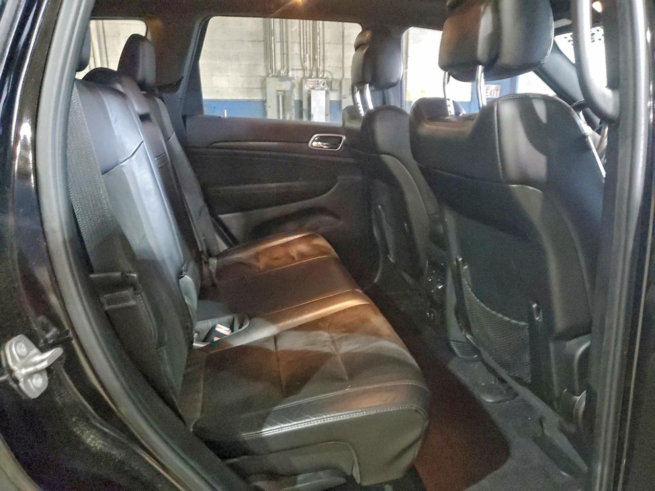 Jeep Grand Cherokee Laredo Image 10