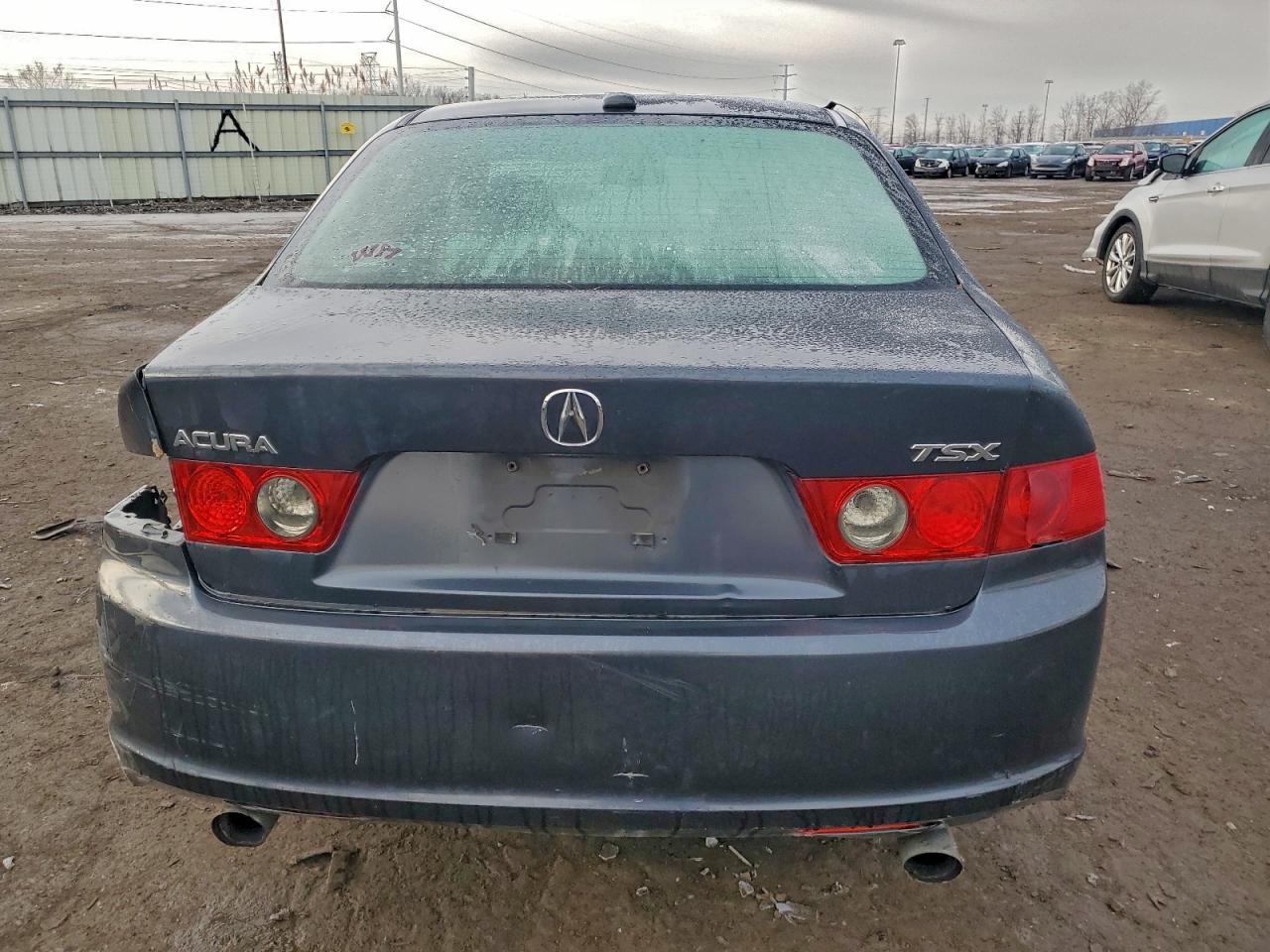 Acura TSX Image 12