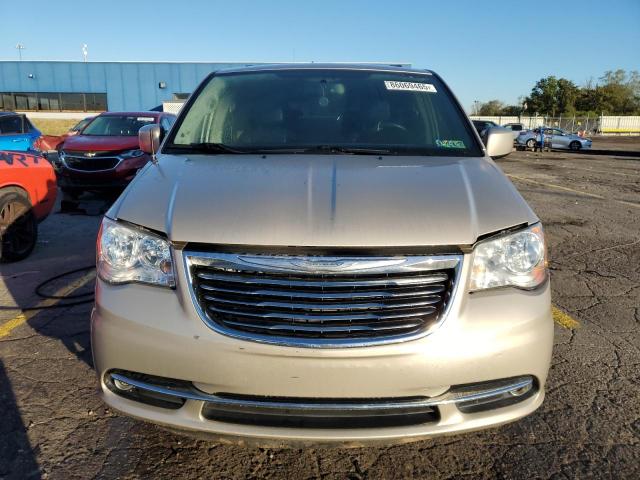 Chrysler Minivan Touring Image 3